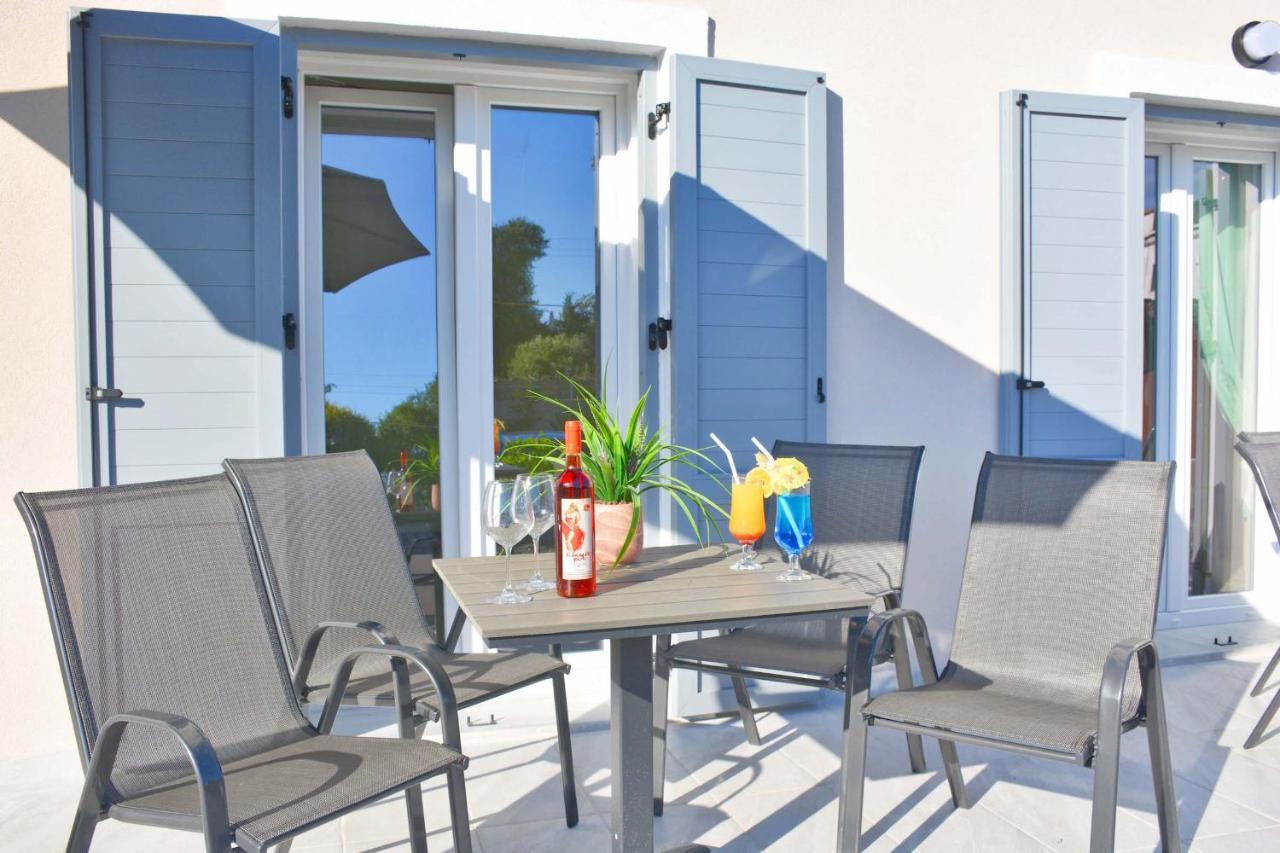 Windrose Apartments - Shared Pool イプソス エクステリア 写真